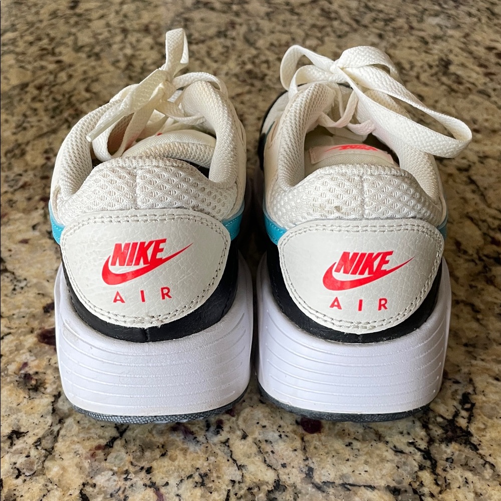 Nike women’s air max SC Sneakers